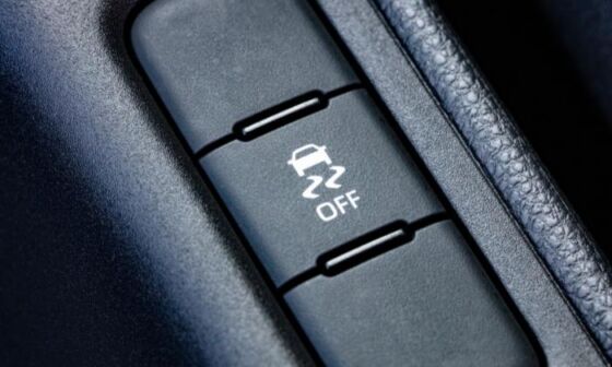 ASR button to turn traction control on and off