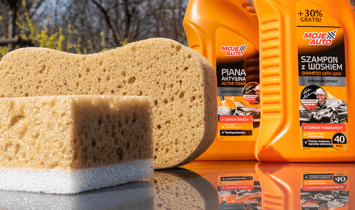 Brush or sponge - how to wash your car
